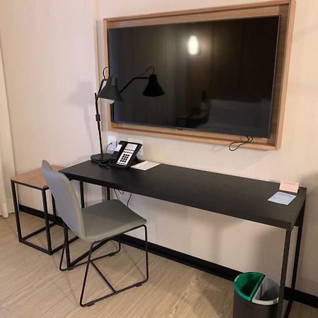 Radisson Pinheiros Hotel São Paulo Buitenkant foto